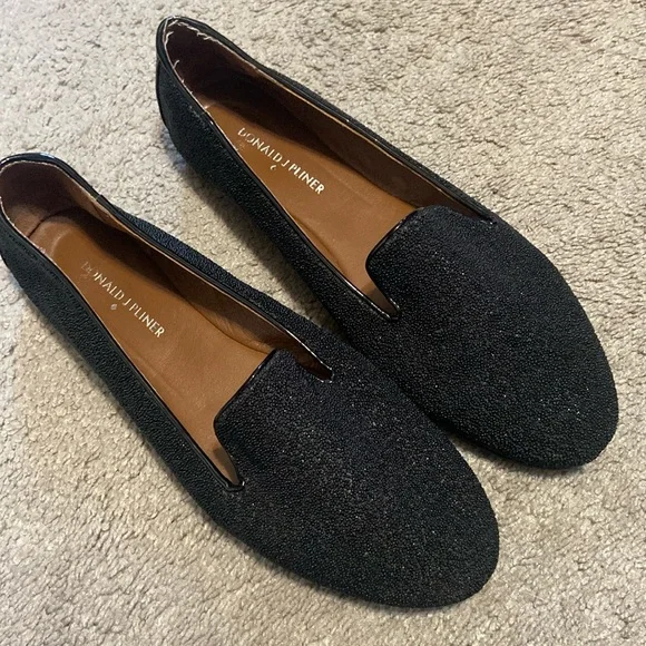 Donald J. Pliner | Shoes | Donald J Pliner Black Size 9  display picture 1